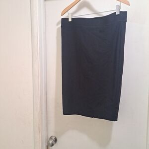 Torrid 0 (12, Large) Black Pencil Skirt  With Elastic Waist And Small Back Split